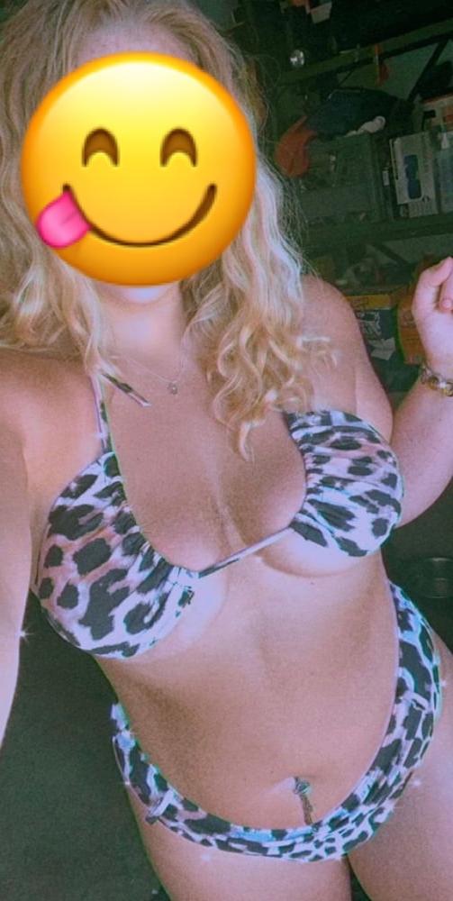 9P My Hot Thick Friend Sarah