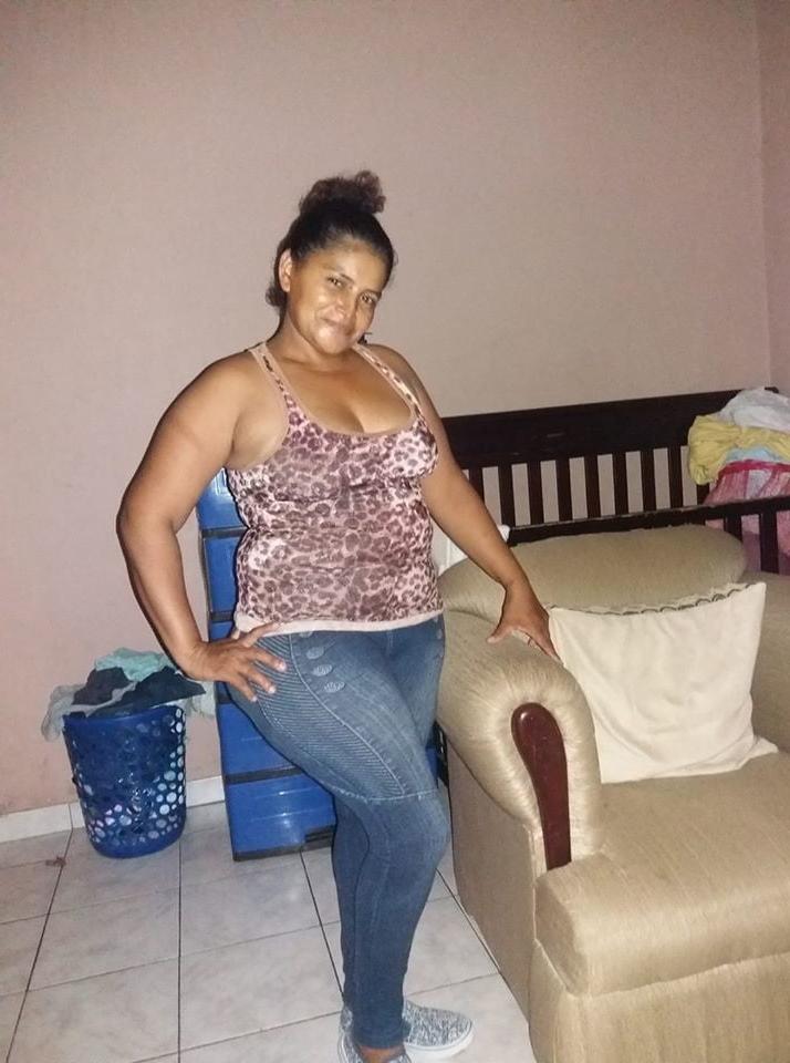25P THICK SPANISH MARRIED MATURE HOUSEWIFE #3
