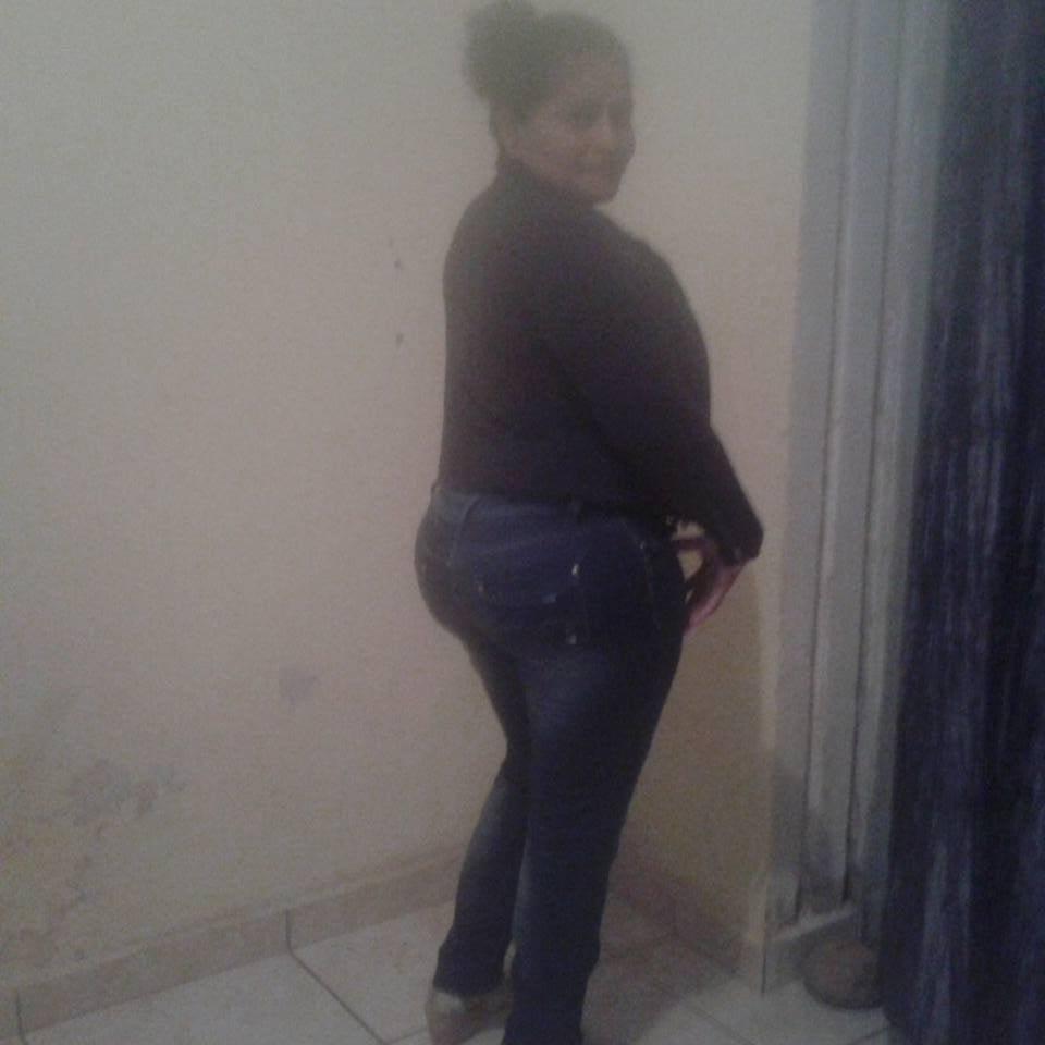 25P THICK SPANISH MARRIED MATURE HOUSEWIFE #3