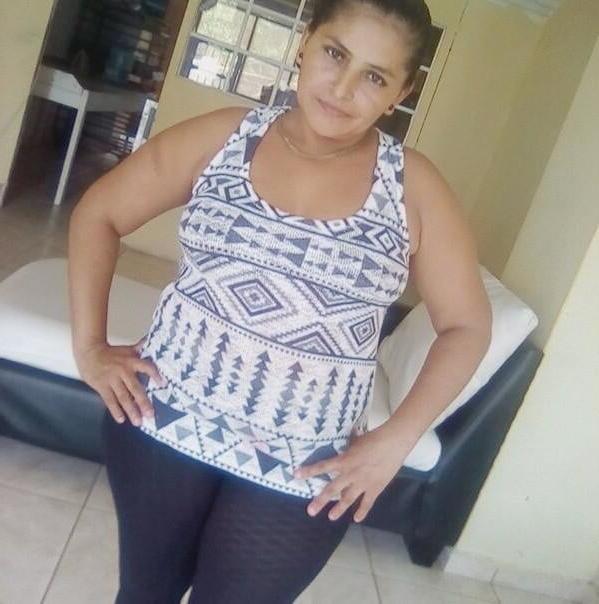 25P THICK SPANISH MARRIED MATURE HOUSEWIFE #3