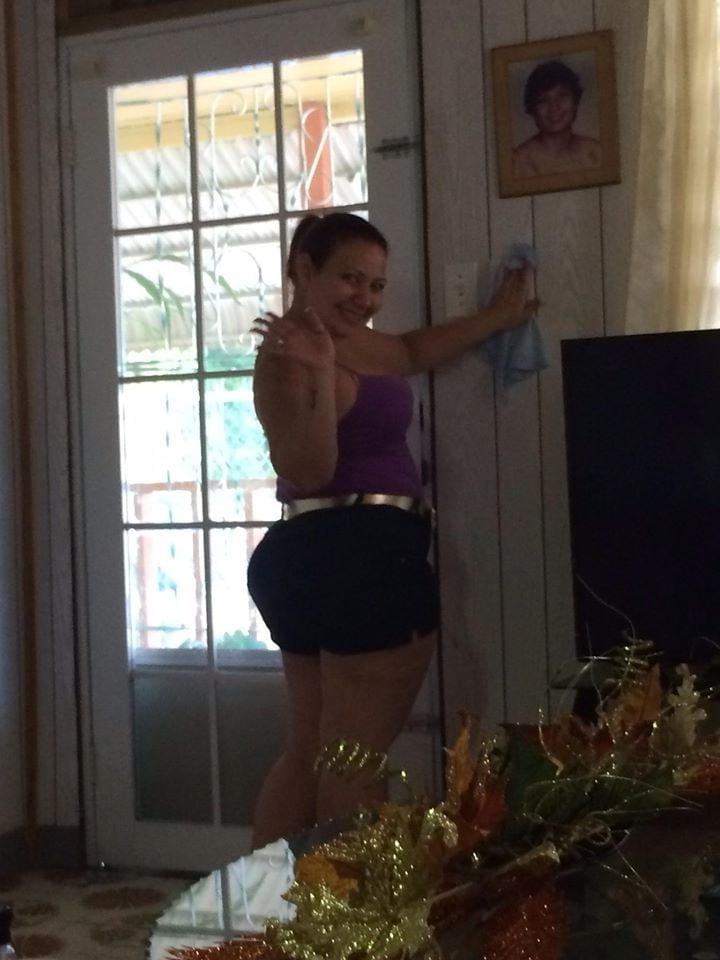25P THICK SPANISH MARRIED MATURE HOUSEWIFE #2