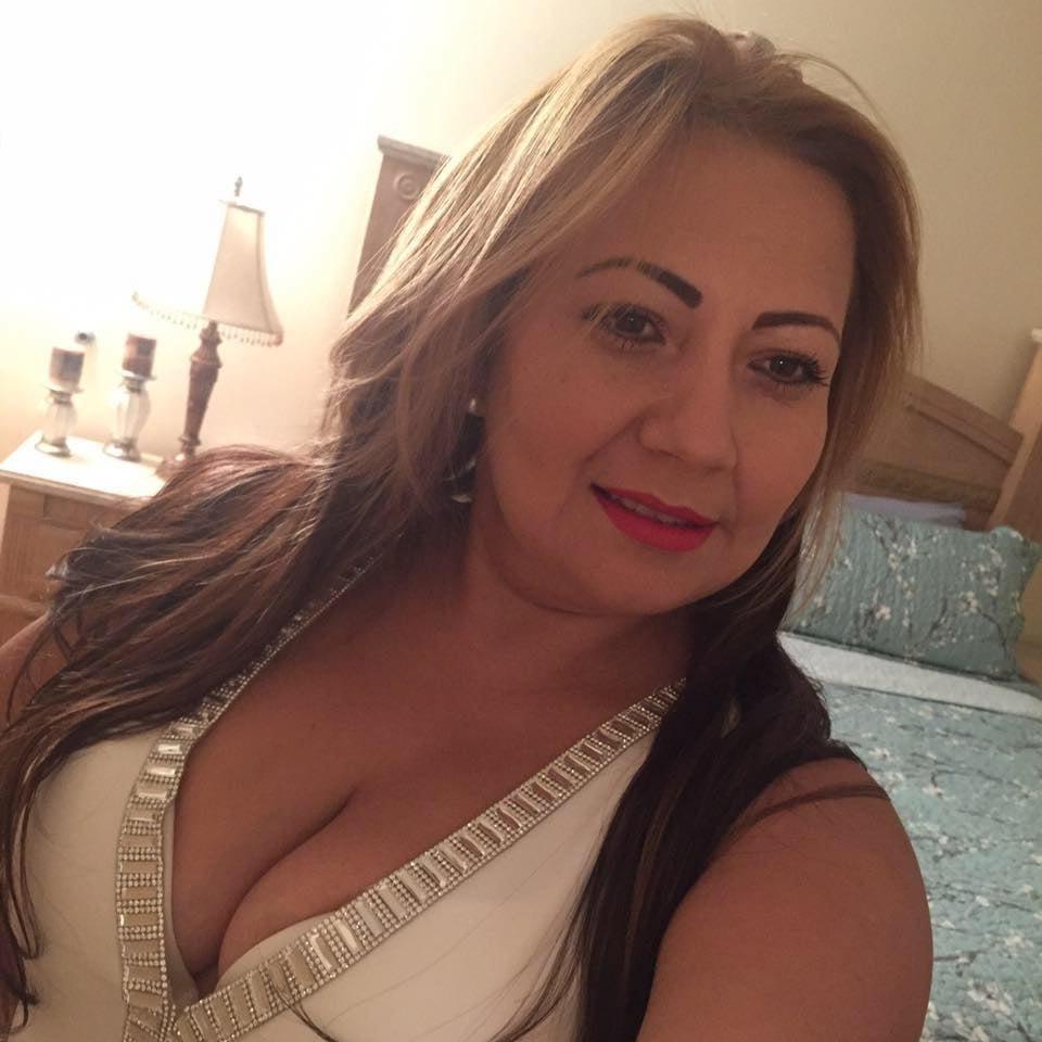 25P THICK SPANISH MARRIED MATURE HOUSEWIFE #2