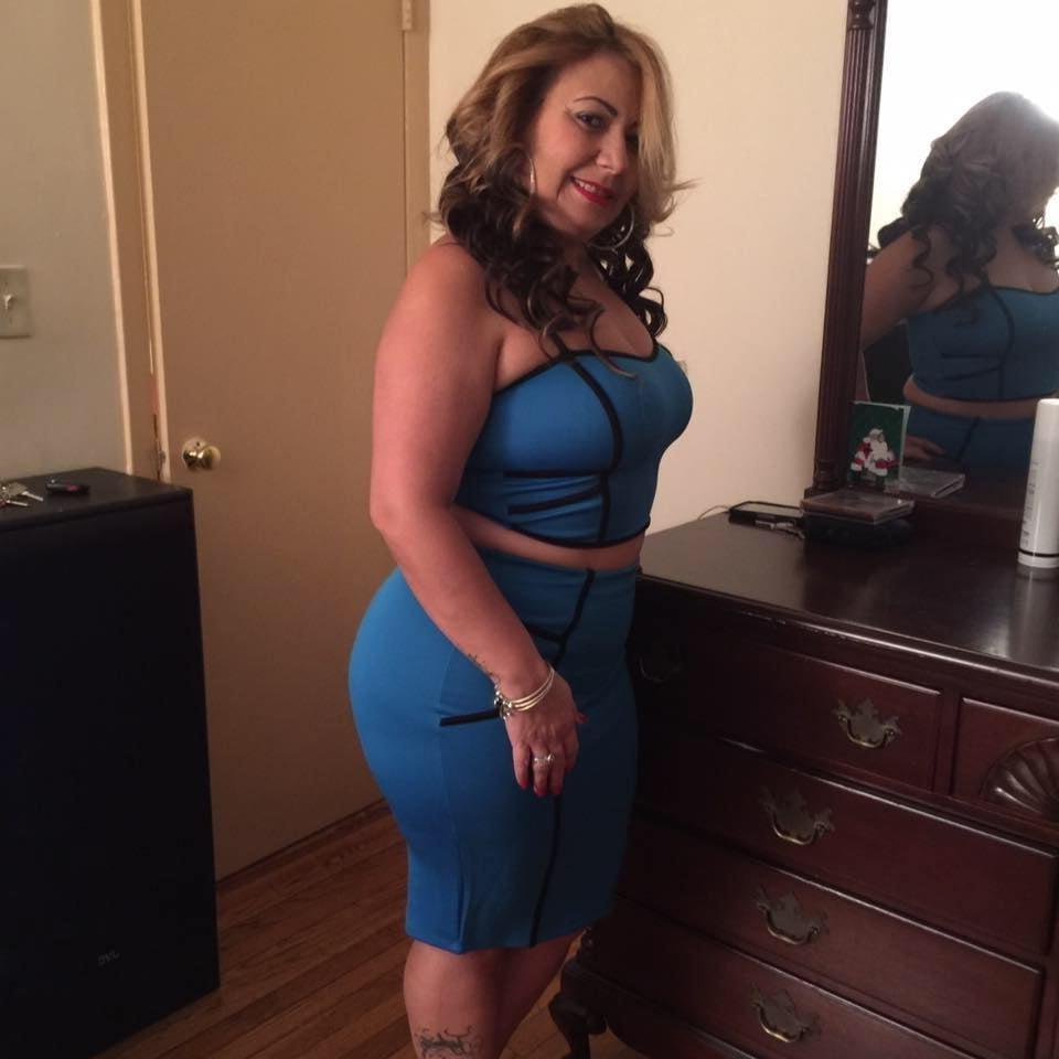 25P THICK SPANISH MARRIED MATURE HOUSEWIFE #2