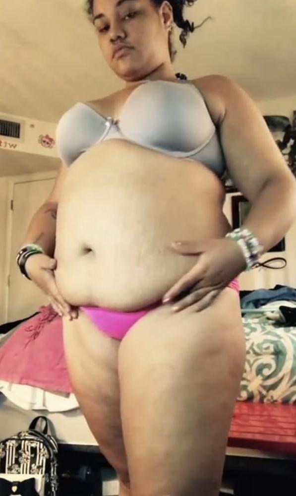25P BBW Nice Big Fat Belly Girls