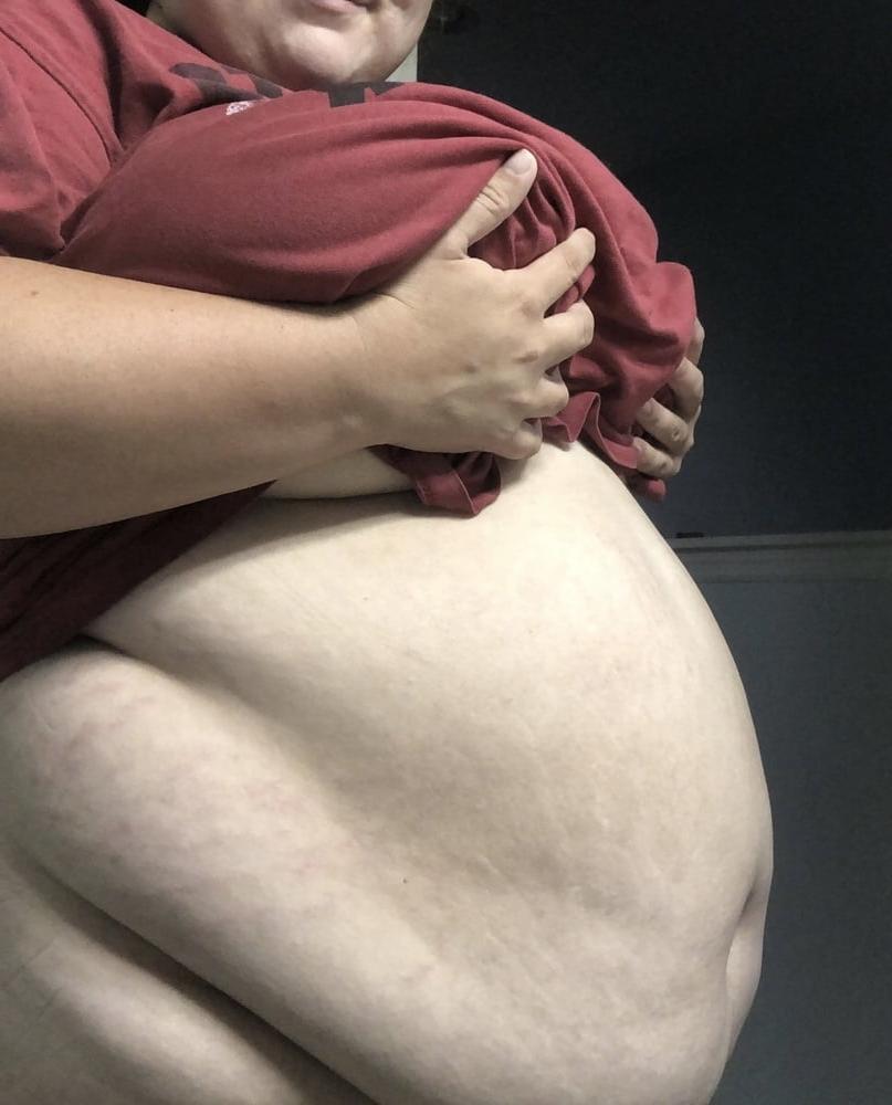 25P BBW Nice Big Fat Belly Girls