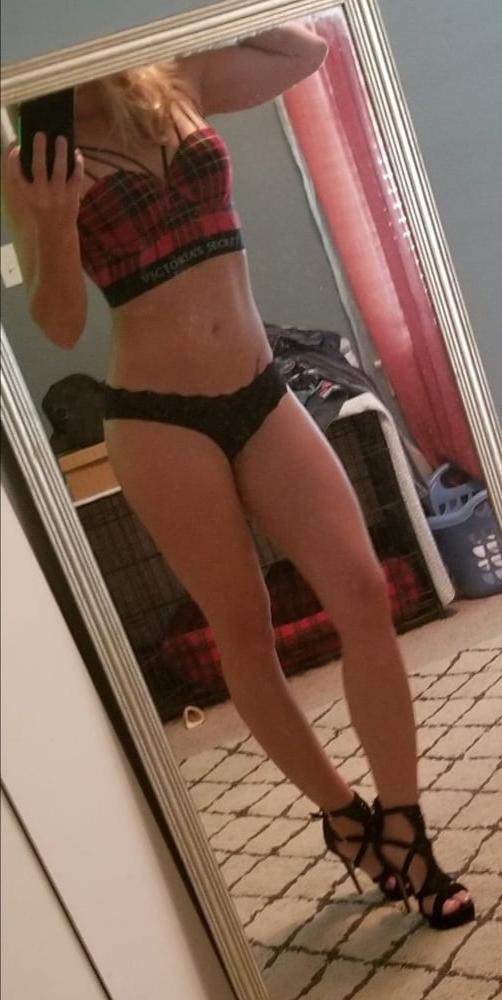 25P PERFECT MILF