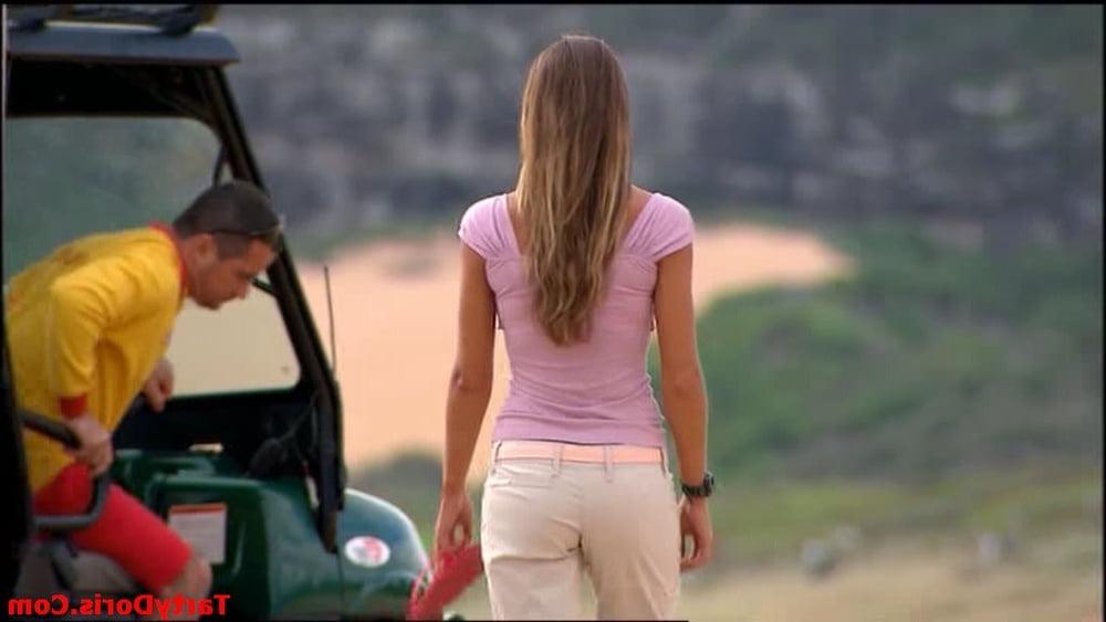 25P Sharni Vinson Super Skinny is hot!