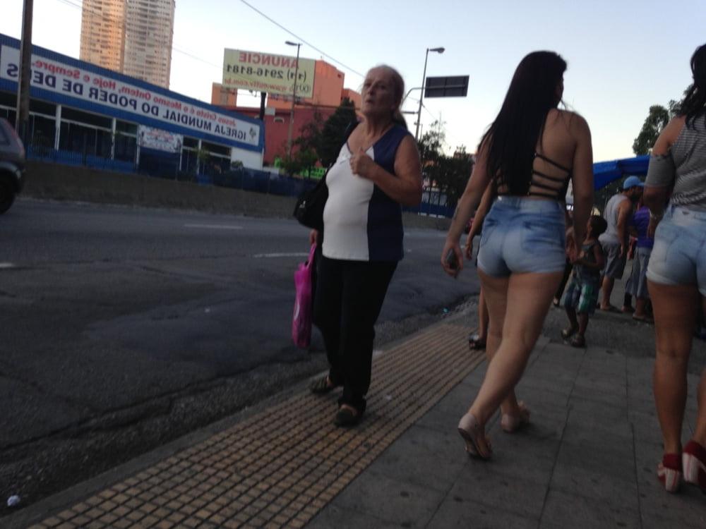 14P MAE E FILHA COM SHORTS SOCADOS