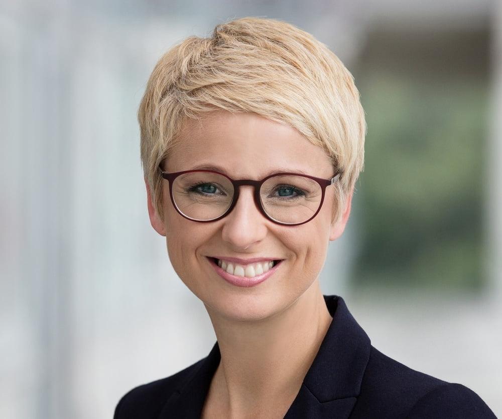 6P World's Top Fuck Face - Doris Hummer Austrian Politician