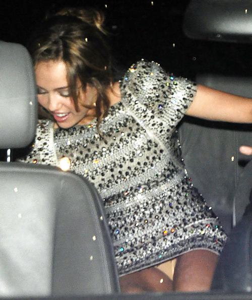 25P Celeb Oops And Upskirts By twistedworlds