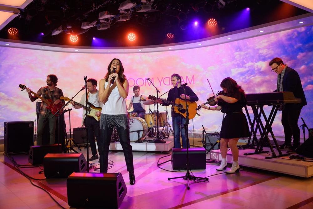 15P Mandy Moore - The Today Show (11 March 2020)