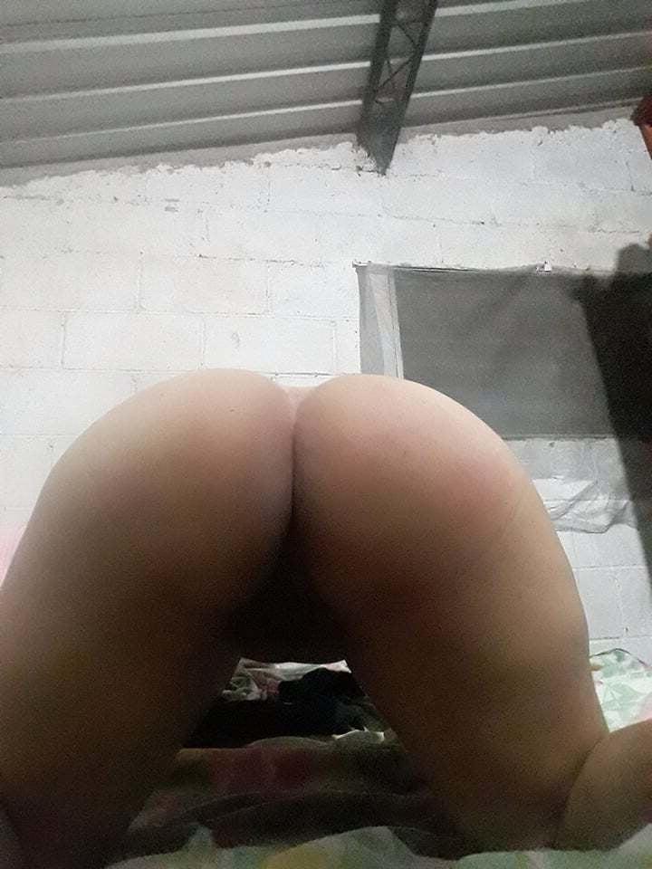 25P My friend in El Salvador (25) years old