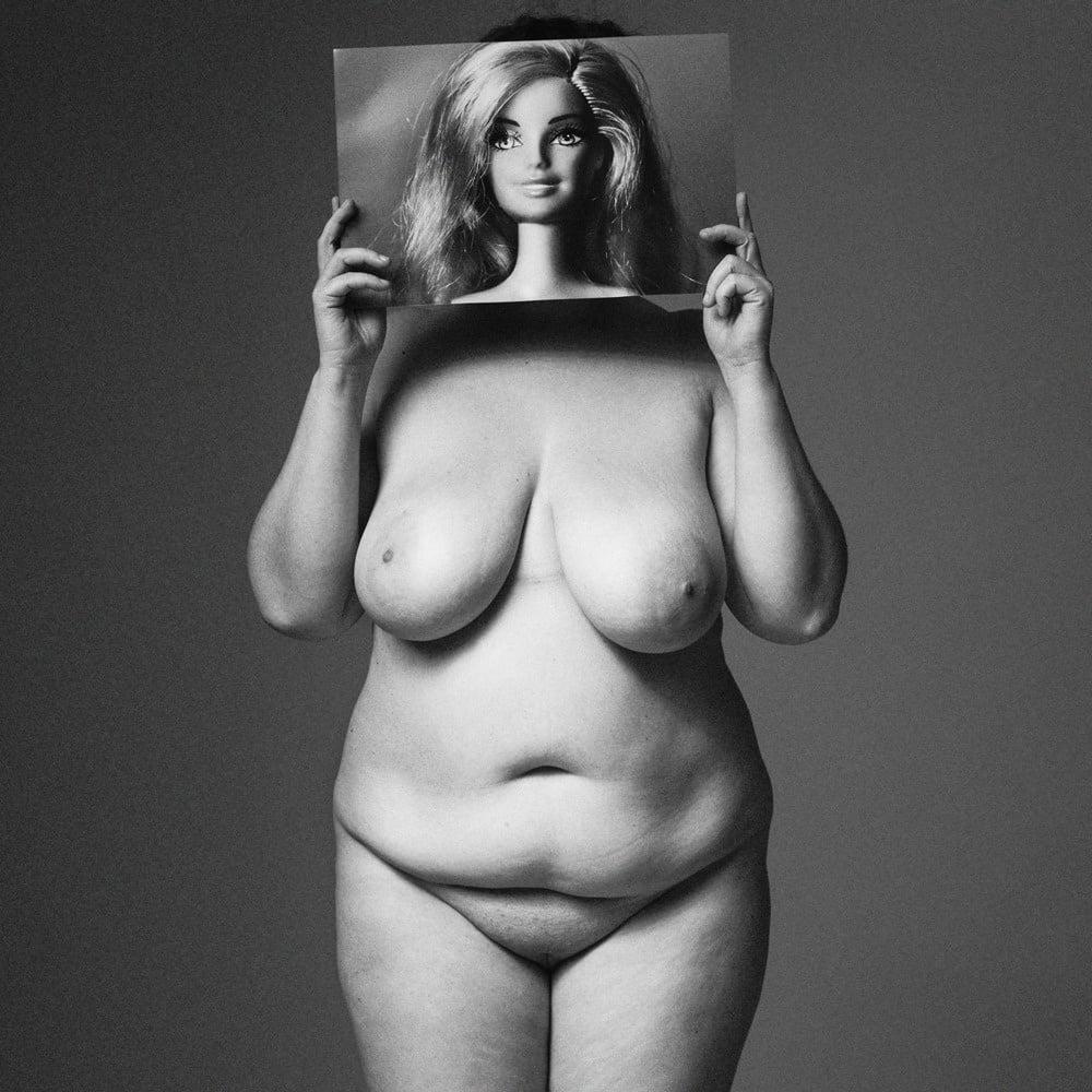 25P Funny Nudes
