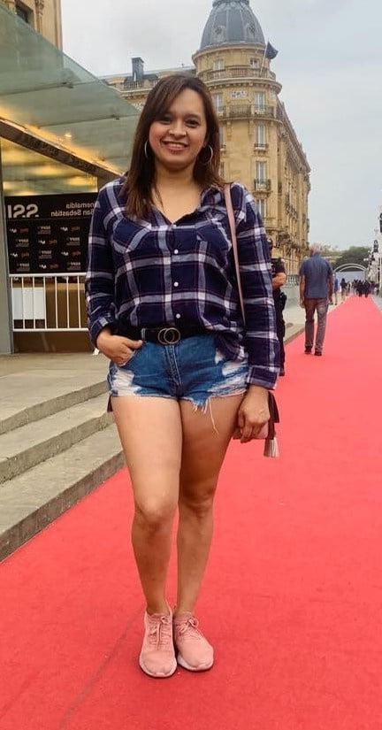 25P Whores in hot shorts
