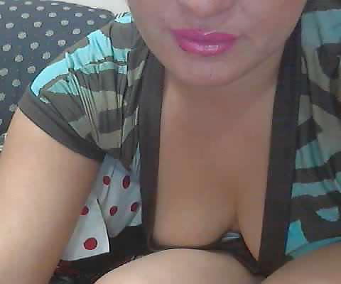 18P My wife sude show cam 