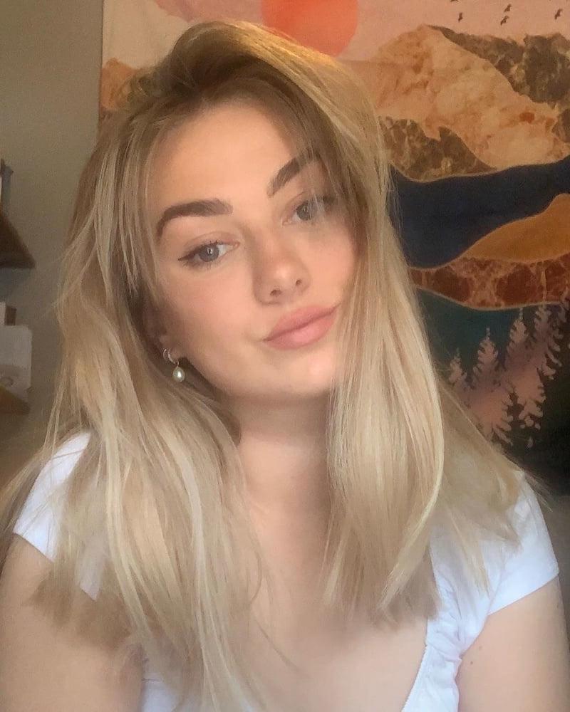 17P Shy Sarah from the UK Exposed!