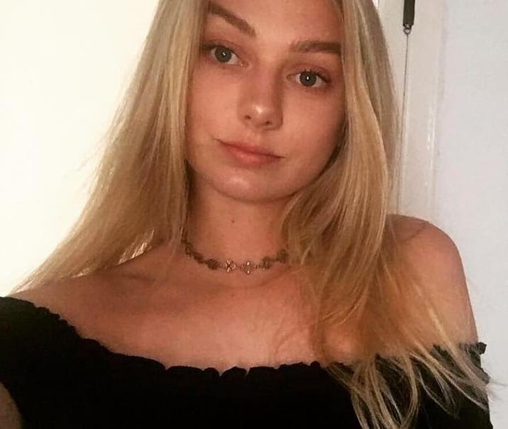 17P Shy Sarah from the UK Exposed!