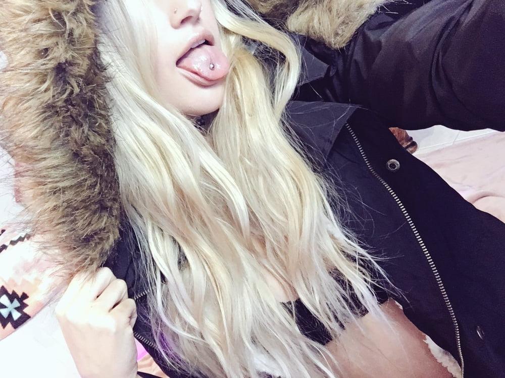 25P Alice - Slutty Australian Blonde