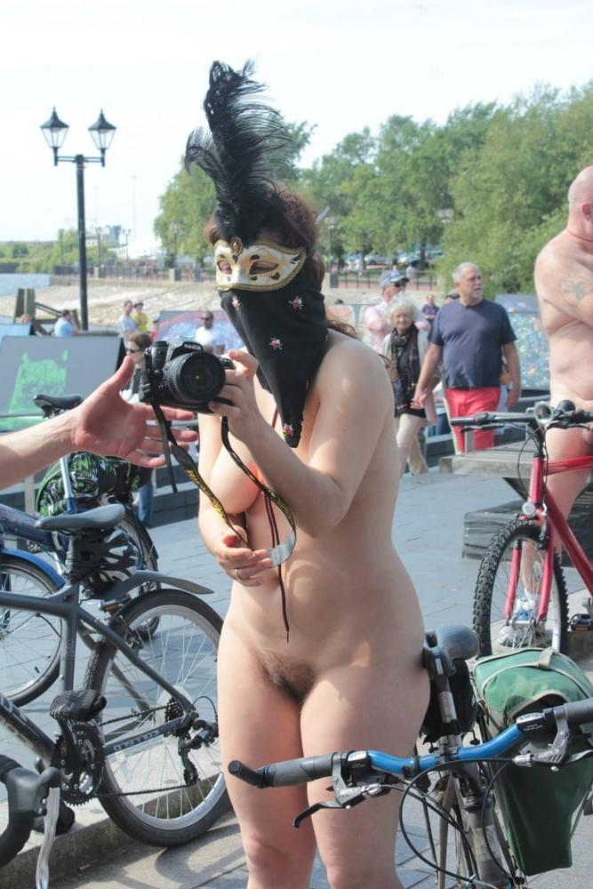 7P WNBR 2015 Cardiff Masked Shy Girl