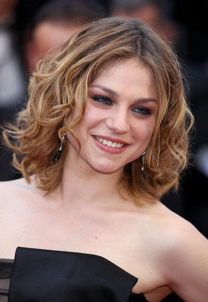 25P Emilie Dequenne belgian actress