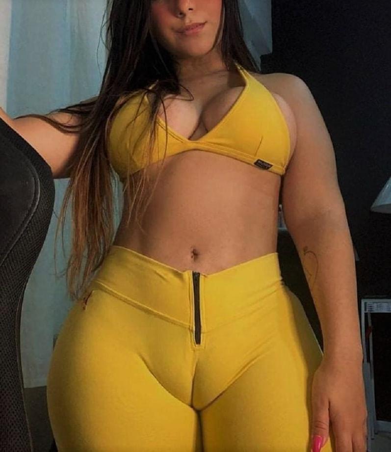 25P Camel Toe 27