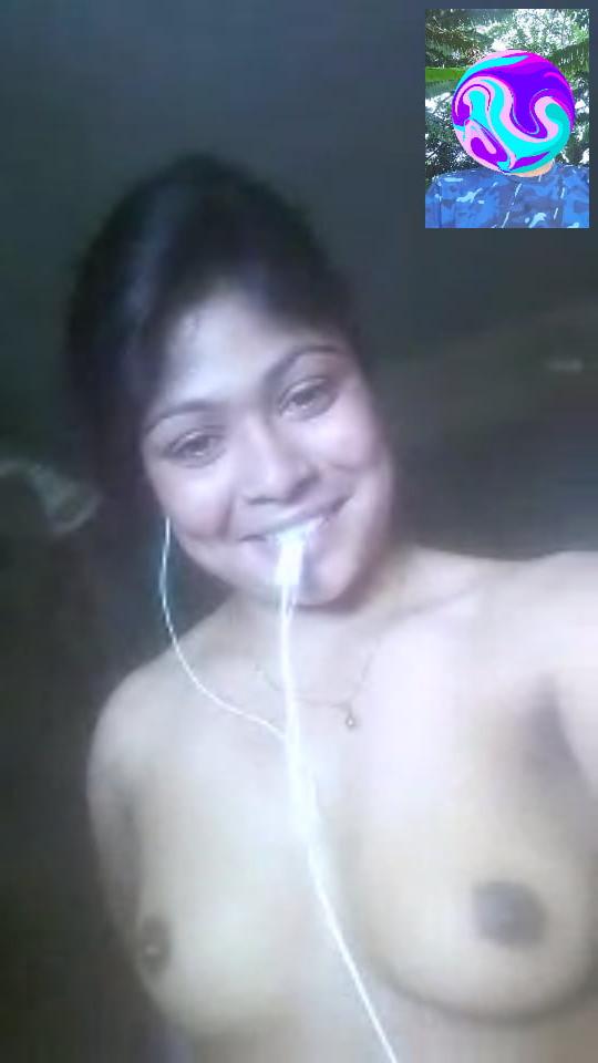 9P Bangladeshi Girl showing tits to Boy friend