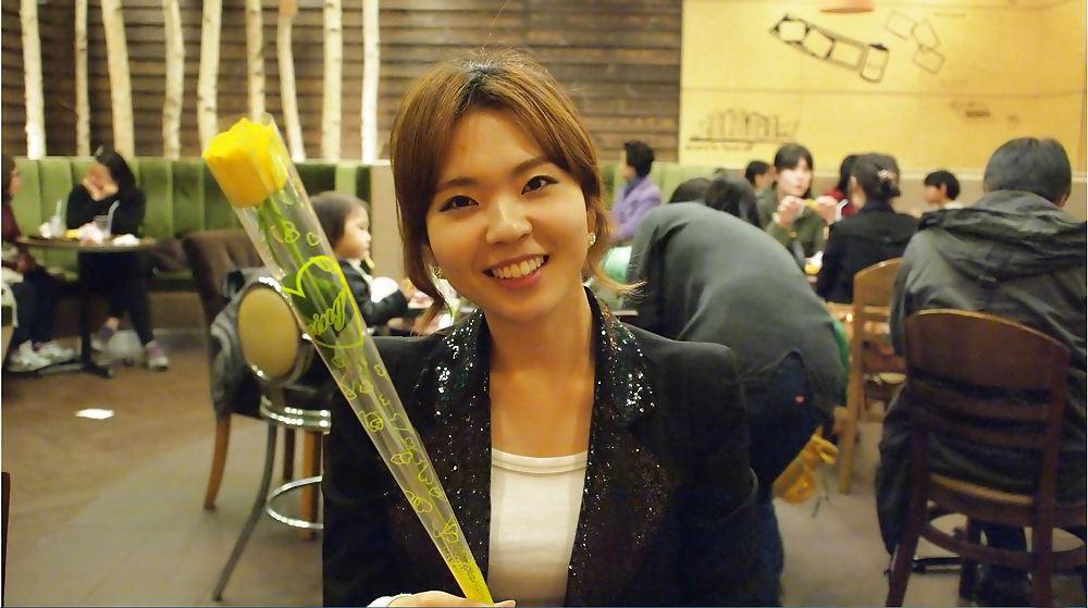 25P Korean couple