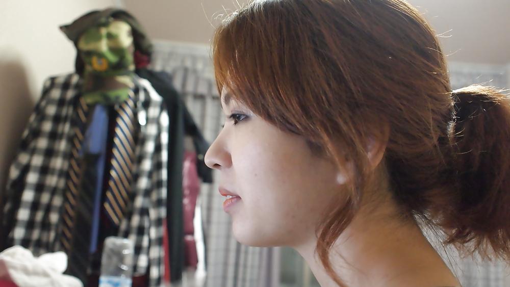 25P Korean couple