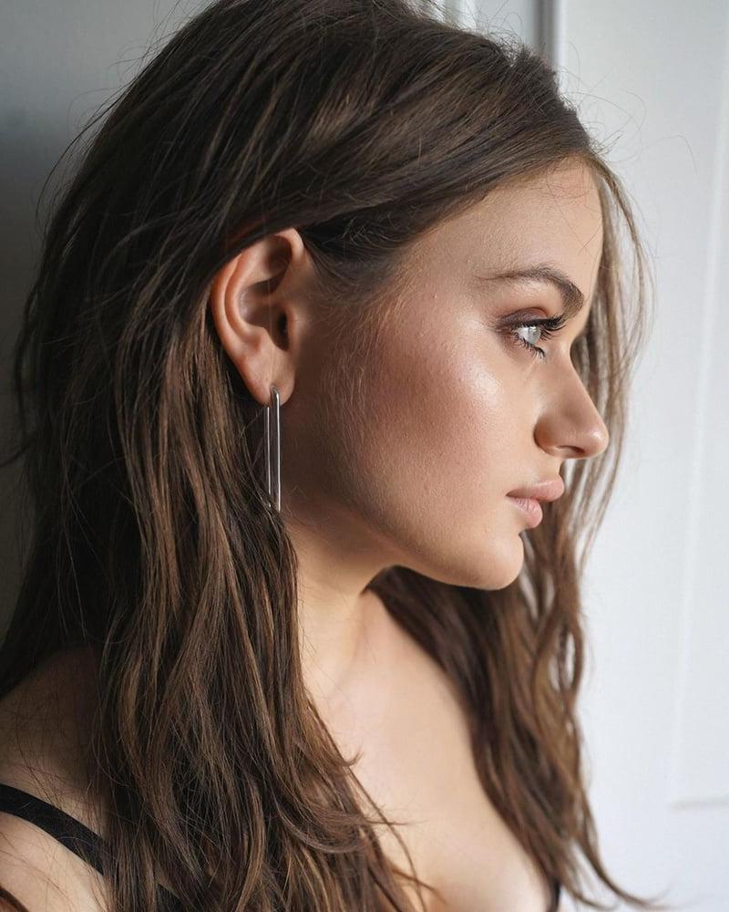 10P Joey King - The Ellen Show Promo Shoot (July 2020)