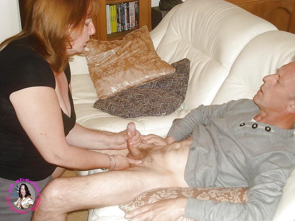 25P SEXY UK HOUSEWIFE CLARE.