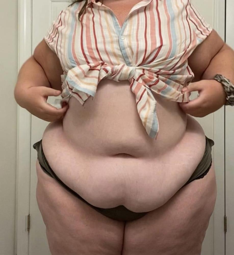 25P BBW Fat Belly Girls