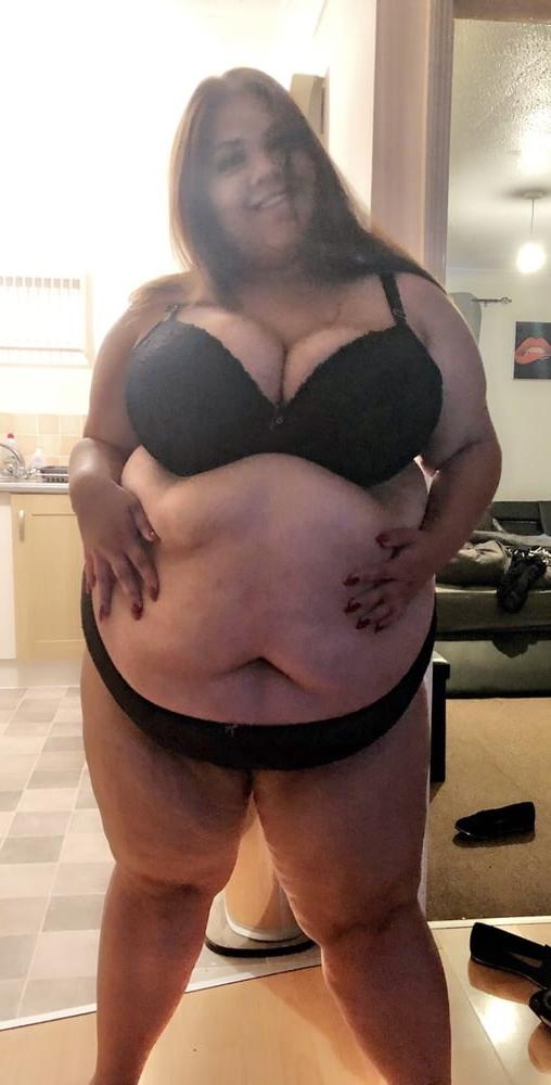 25P BBW Fat Belly Girls
