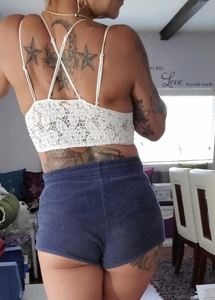 25P Sexy Latina Cougar