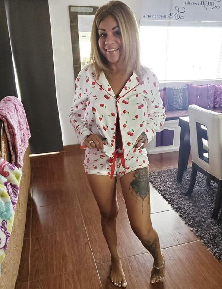 25P Sexy Latina Cougar