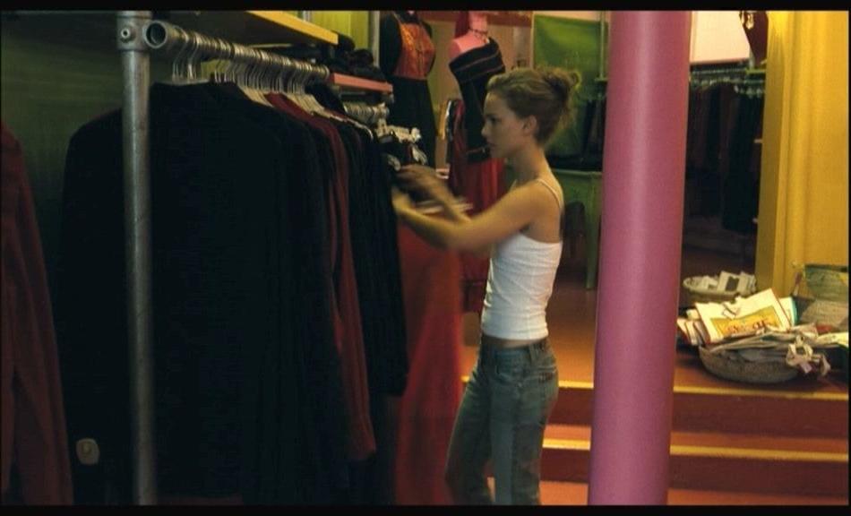 25P Natalie Portman perfect woman