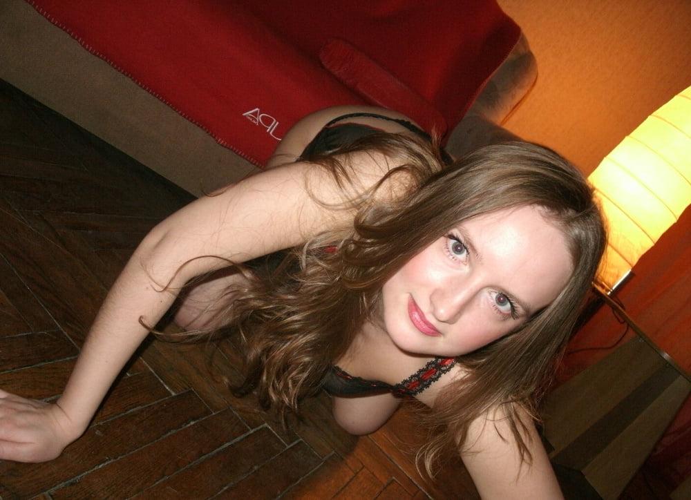 25P Sexy Teasing Amateur and Friend