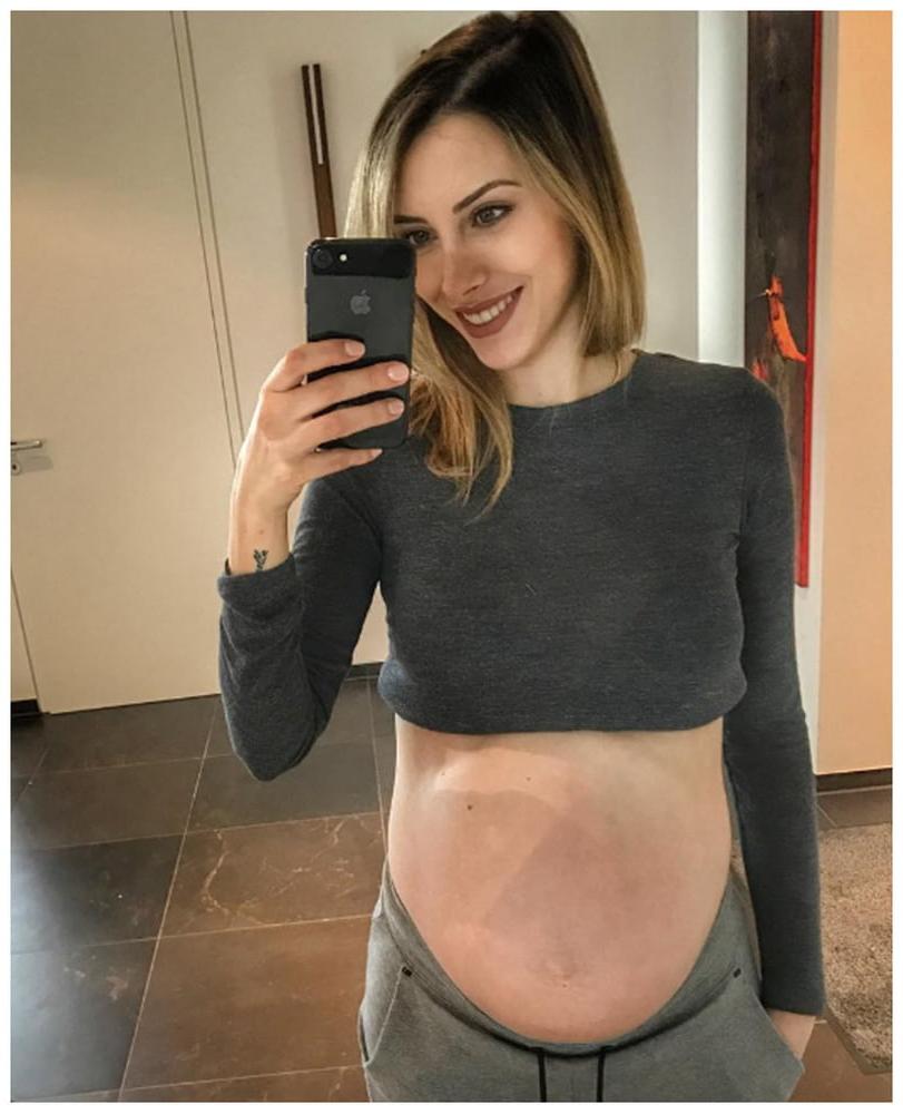 25P chearming belly's