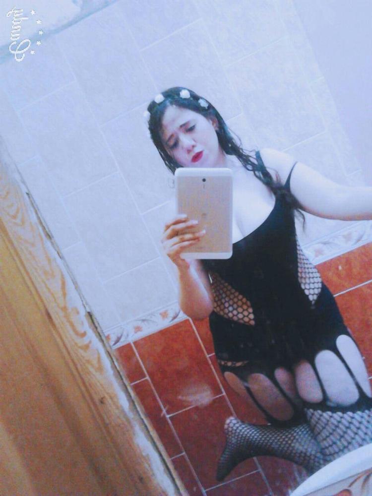 25P Hot GIrl Show Her Body