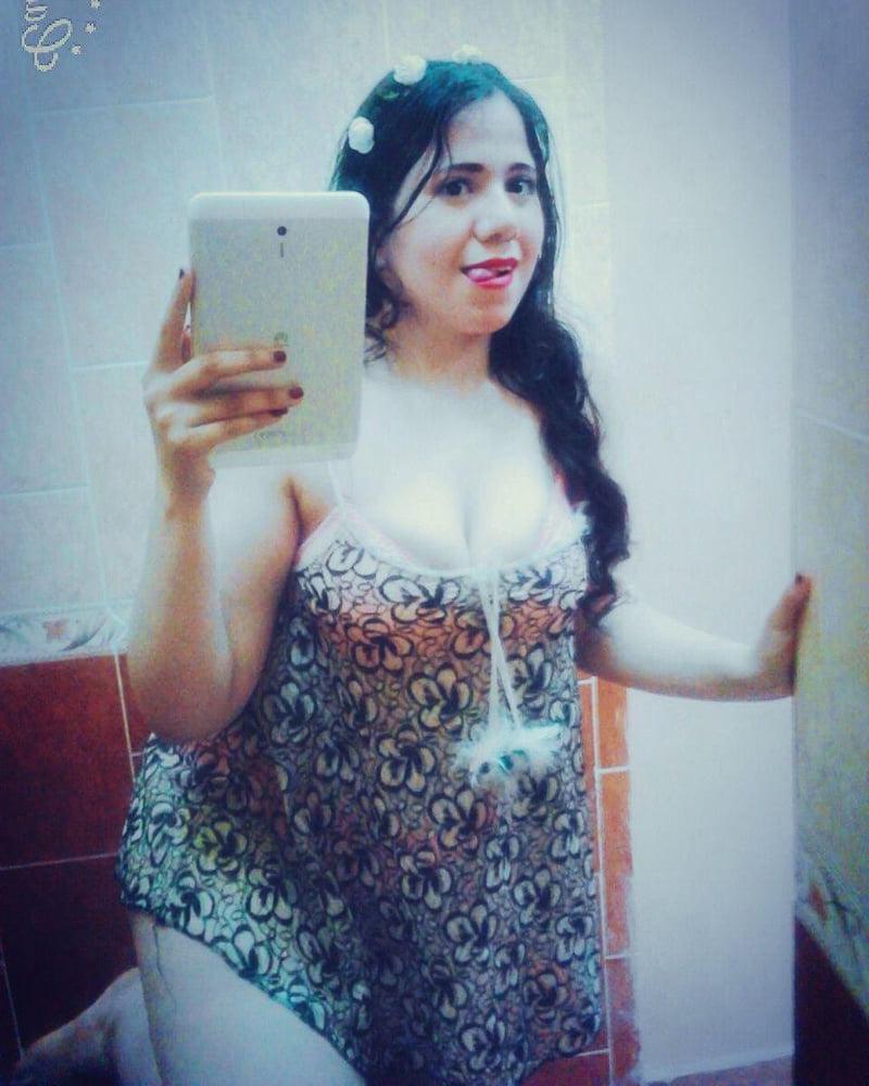 25P Hot GIrl Show Her Body