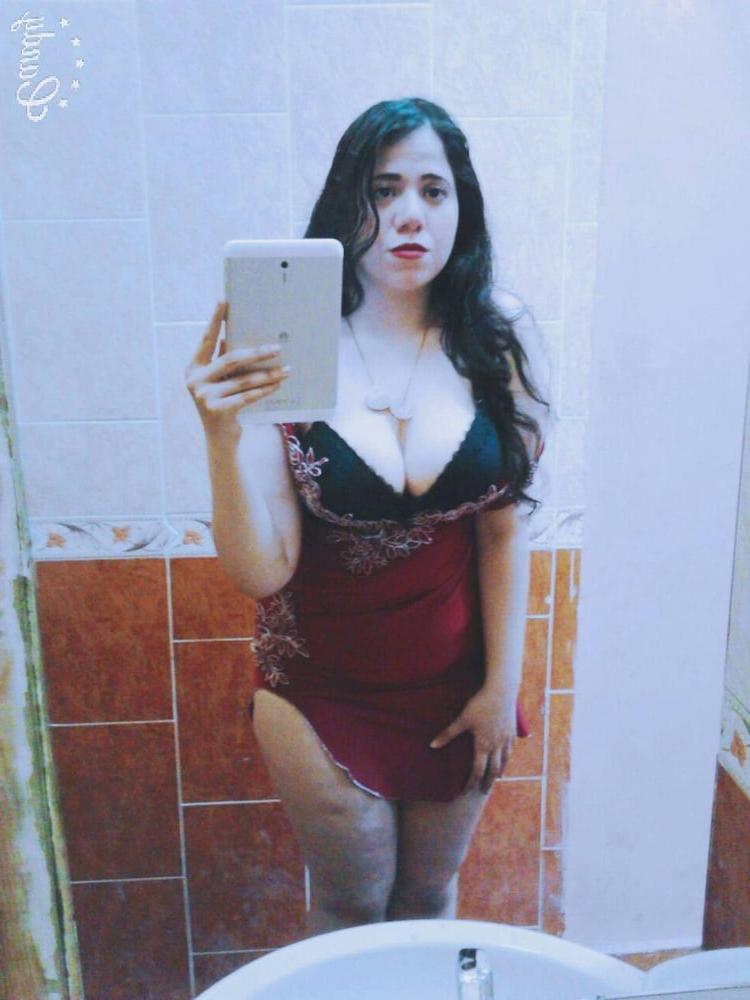 25P Hot GIrl Show Her Body