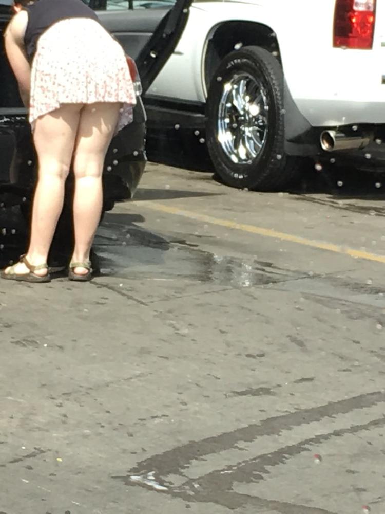 14P Car wash Upskirts