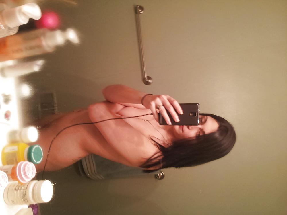 10P My best friend comment sexy for her 