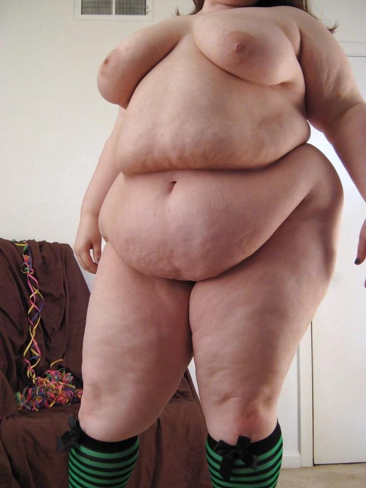 25P Ssbbw huge belly to keep you warm