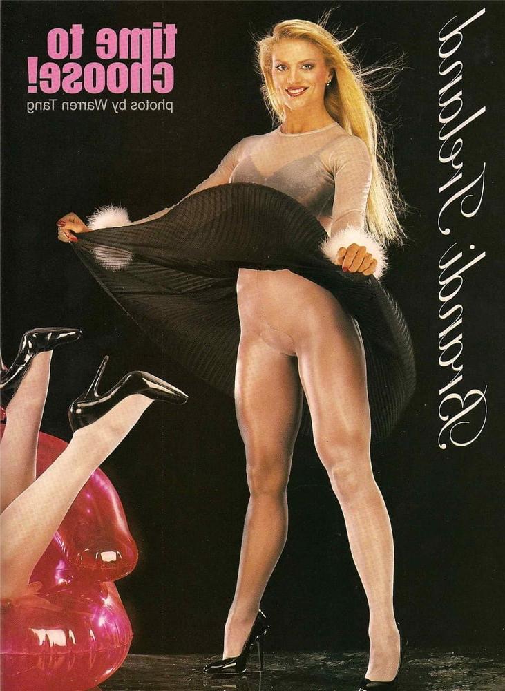 10P Leg Show Magazine - Hot Blonde in Black FF Stockings