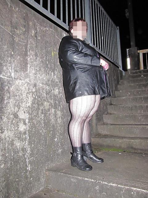 25P I am a hot and horny woman who likes to show herself and oft