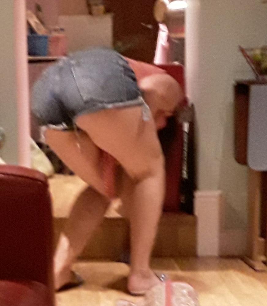 25P The Mrs in Levis 525 Jean Shorts Daisy Dukes