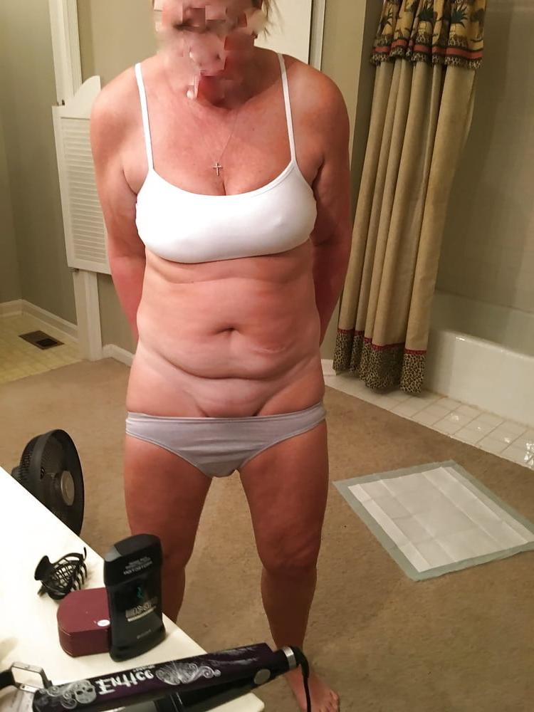25P Couple of buddys wanted to show off their wifes baby makers