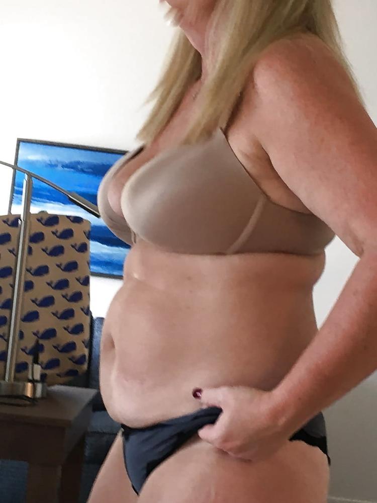25P Couple of buddys wanted to show off their wifes baby makers