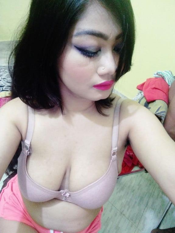 25P Bengali couple nudes leak Part 1