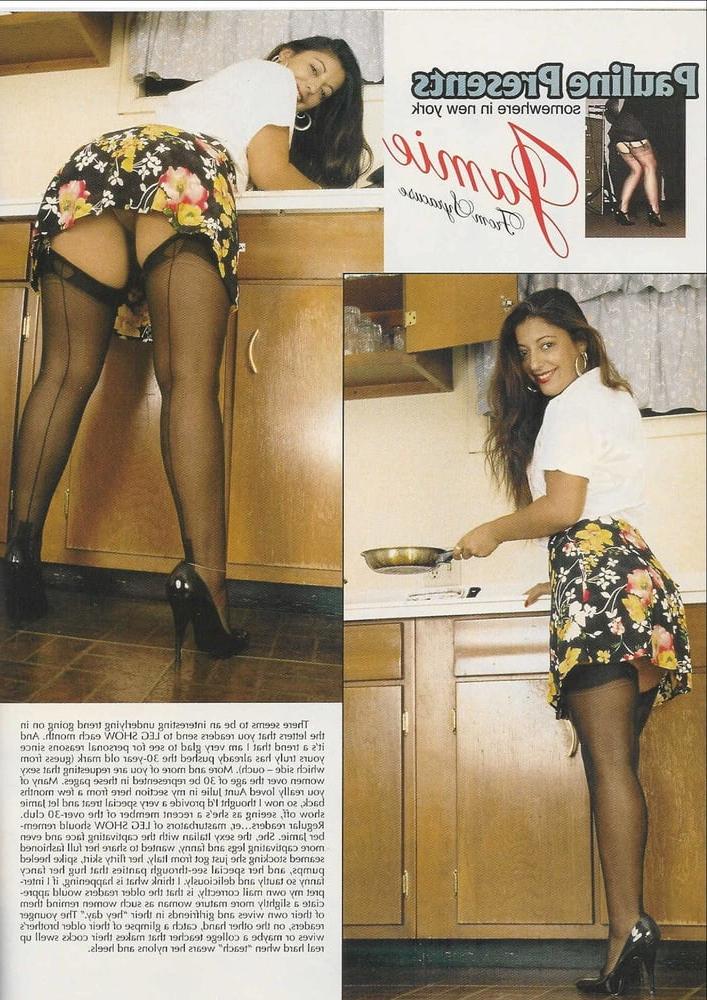 7P Leg Show Magazine - Black FF Stockings